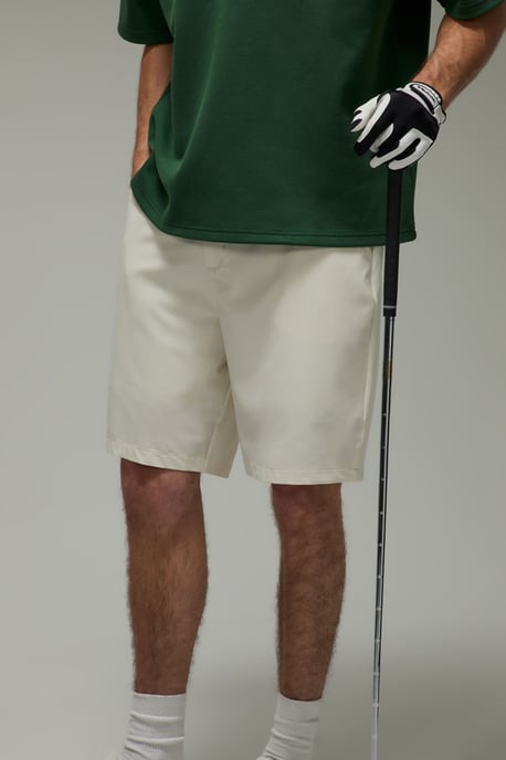 Active Loose Fit 8.5inch Golf Short - Image 3