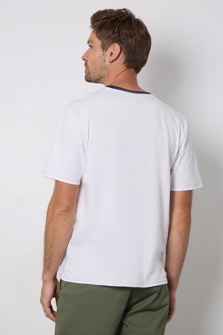 White England Chest Badge Crew Neck T-Shirt - Image 3