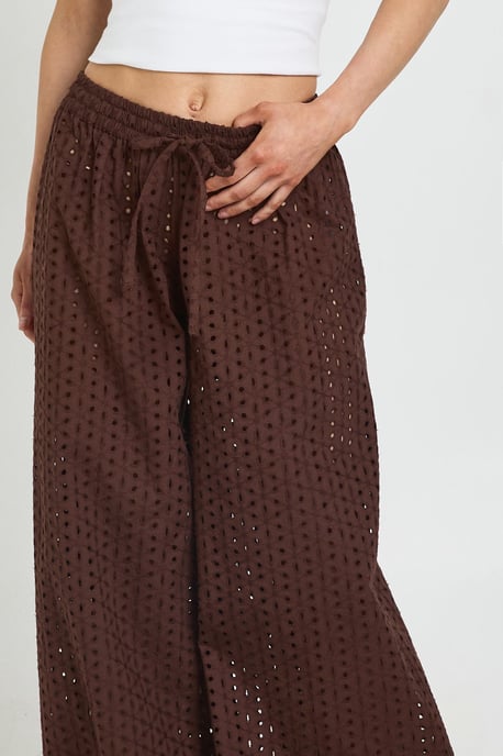 Petite Broderie Low Rise Wide Leg Trouser - Image 4