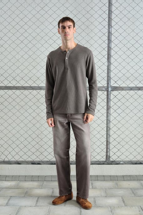 Slim Fit Knopkraag Lange Mouwen T-Shirt - Image 1