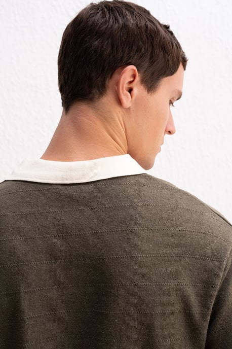 Comfort Fit Polo T-shirt - Image 3