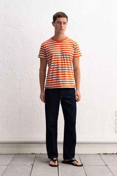 Slim Fit Randig Rundhalsad T-shirt - Image 3