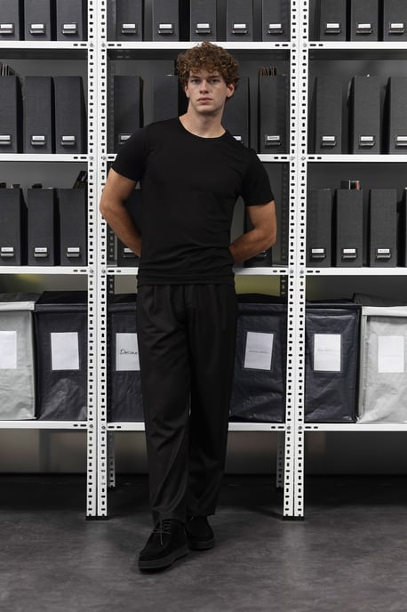 Slim Fit Crew Neck T-Shirt i Bomull - Image 3