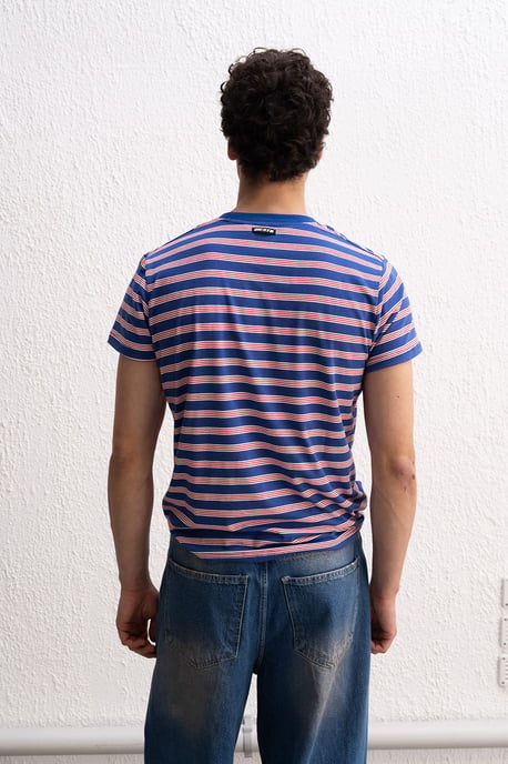 Randig T-shirt med rund hals - Image 5