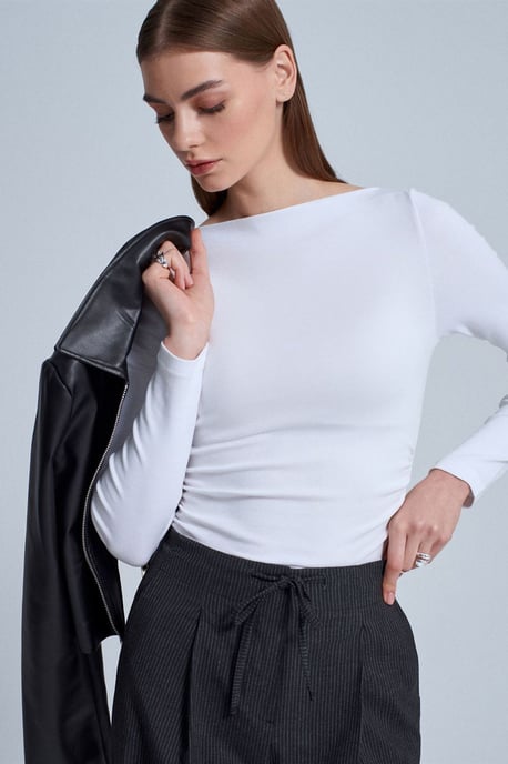 Slim-fit båturringad blus med lång ärm - Image 2
