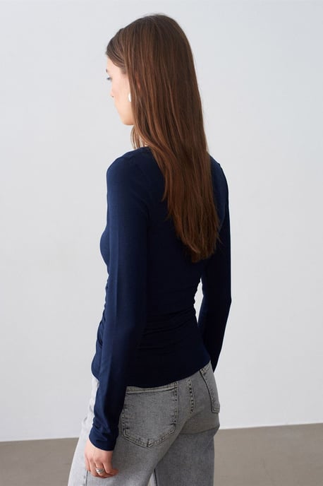 Slim Fit V-hals Gebreide Blouse - Image 2
