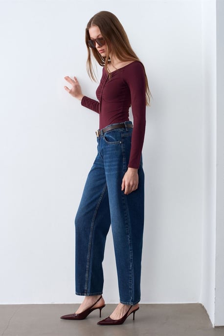 Slim-fit Bootuit Top - Image 3