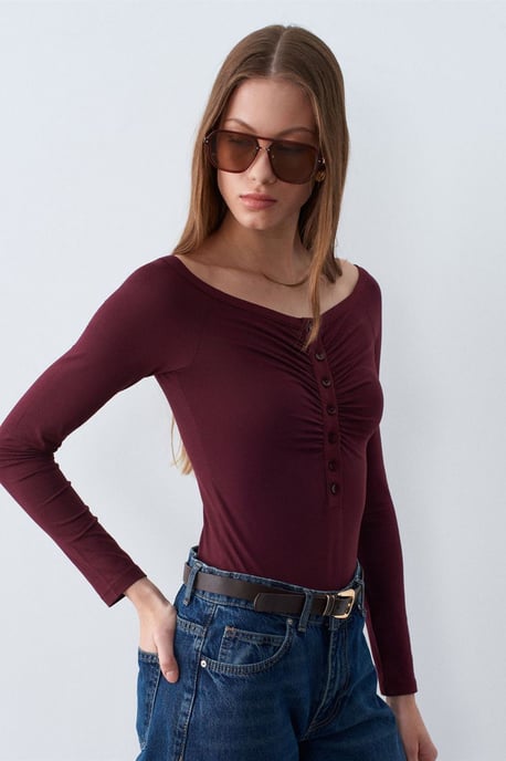 Slim-fit Bootuit Top - Image 4
