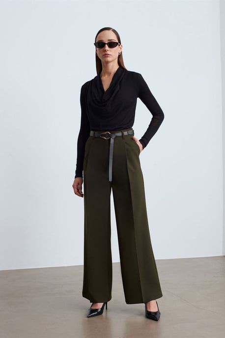 Slim-fit wol coltrui blouse - Image 3