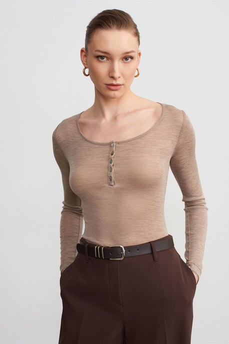 Slim-Fit Wool Knit Blouse With Buttons - Image 3