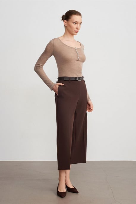 Slim-Fit Wool Knit Blouse With Buttons - Image 4