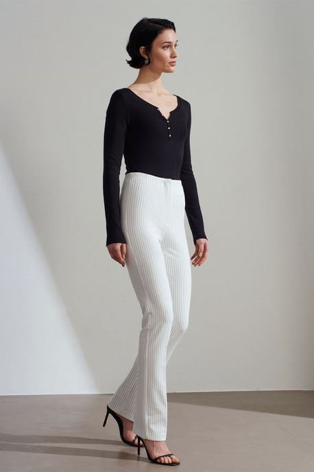 Slim Fit Bomull Långärmad Knapp Blus - Image 4