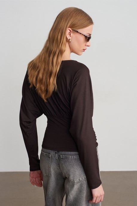 Smal Passform V-ringad Wrap Blus - Image 2