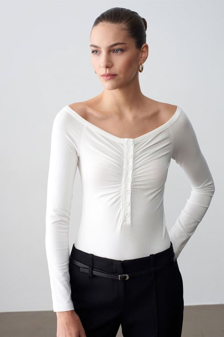 Slim-fit Bootuit Top - Image 3