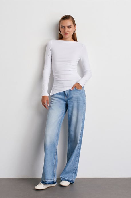Slim-fit båturringad blus med lång ärm - Image 5