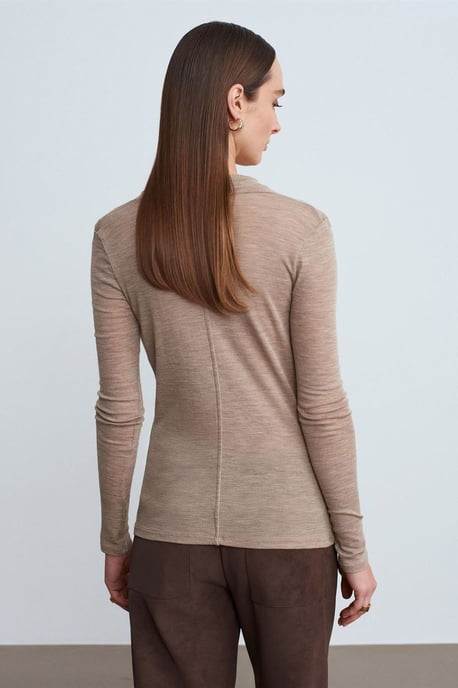 Slim-fit Wol Cowl Neck Blouse - Image 2