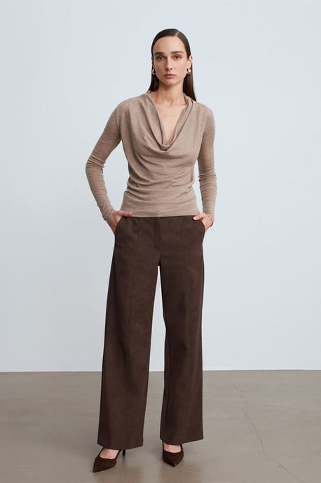 Slim-fit Wol Cowl Neck Blouse - Image 4