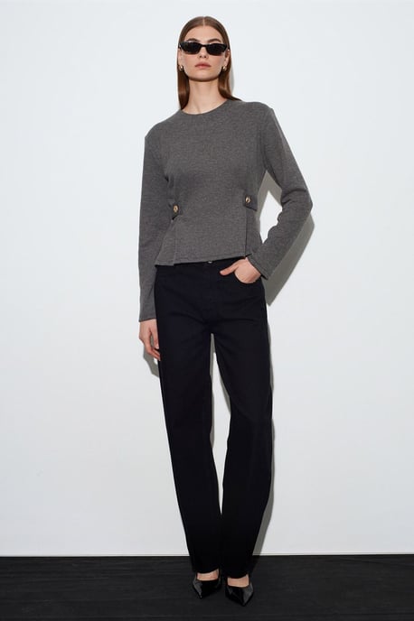 Fitted Ribbad Rundhalsblus - Image 5