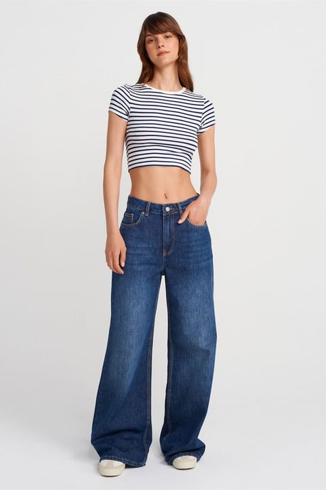 Randig Crop Top Blus - Image 4