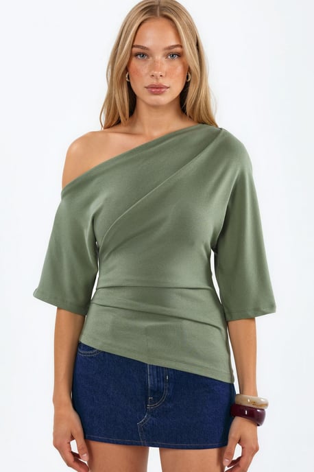 Women’s boat neck short-sleeve knit blouse - Image 1