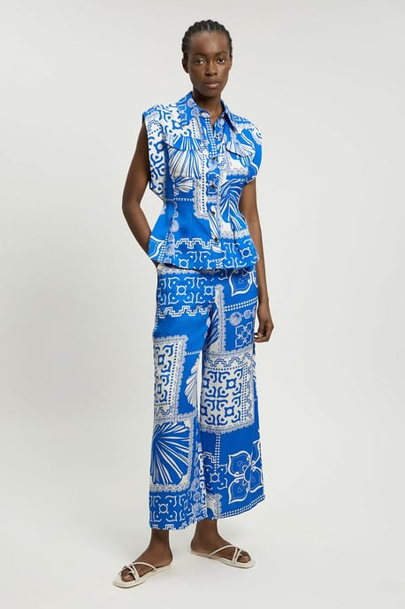 Premium Linen Printed Woven Sleeveless Woven Top - Image 2