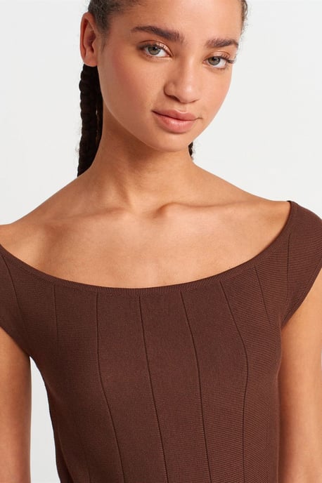 Fitted Ribbed Peplum Blouse - Image 3