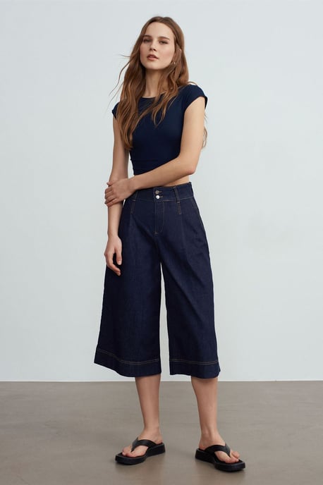 Slim Fit Crop Jersey Blouse - Image 3
