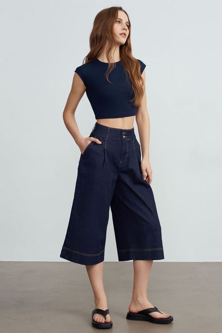 Slim Fit Crop Jersey Blouse - Image 4