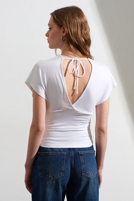 Slim Fit V-ringad Blus med Knytband - Image 2
