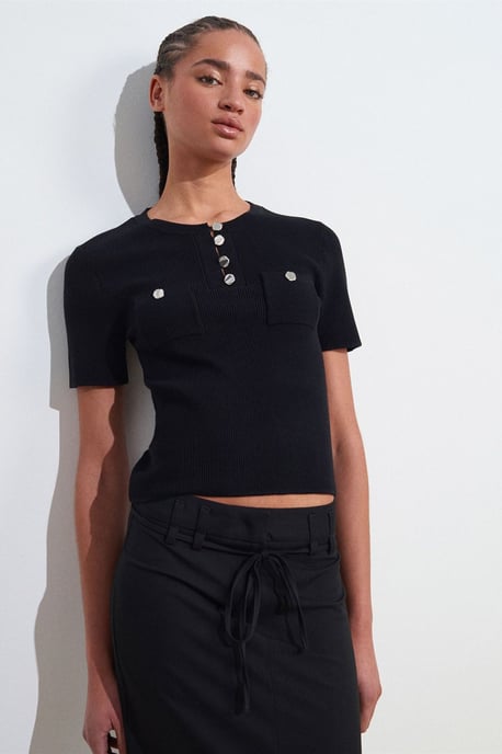 Ribbad stickad blus med knapppdetaljer - Image 3