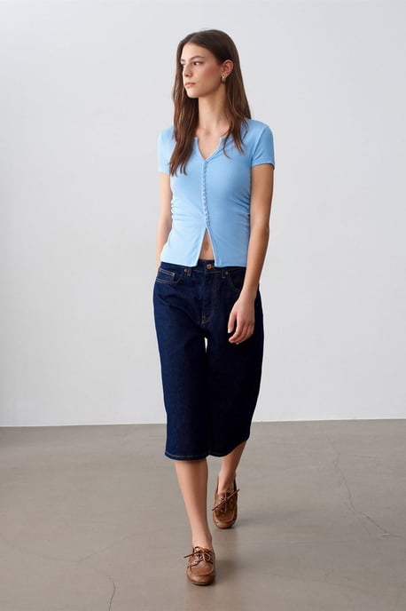 Slim Fit V-Neck Button Blouse - Image 4