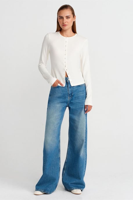 Ribbed Crew Neck Button Cardigan - Image 4