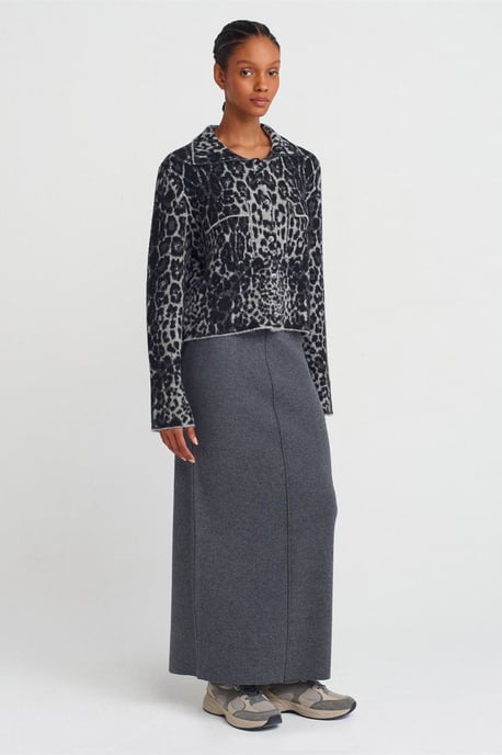 Leopard Jacquard Knapp Cardigan - Image 3