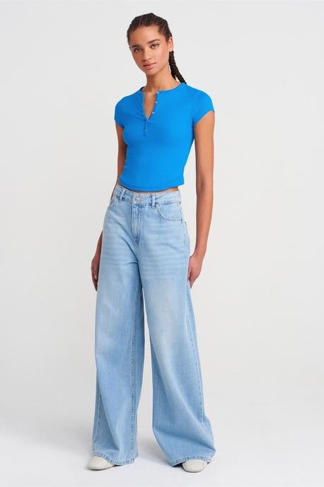 Dames Slim-fit Ribbed Crop Blouse - Image 4