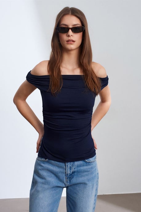 Dam Off-shoulder Slim-fit Jersey Blus - Image 1