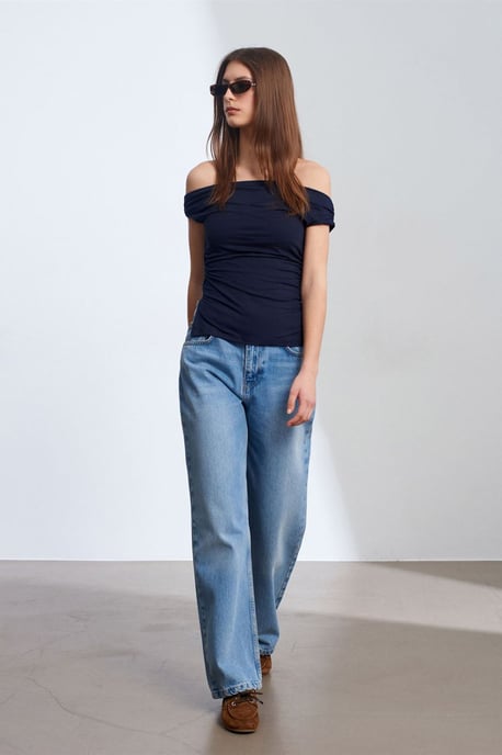 Dam Off-shoulder Slim-fit Jersey Blus - Image 4