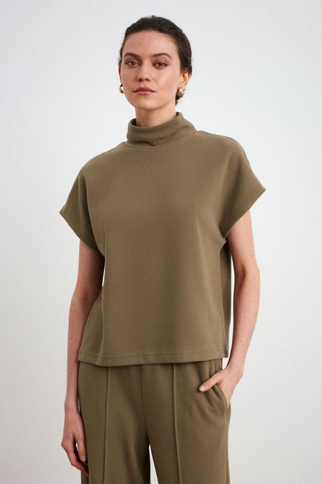 Ribbad halvhalsad stickad blus - Image 2