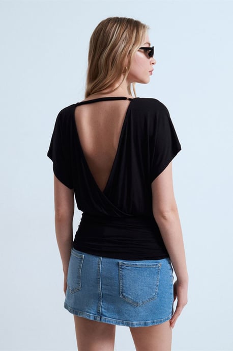 Kvinnors modalblandning t-shirt med cut-out och rund halsringning - Image 2
