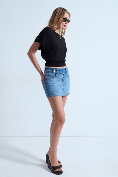 Kvinnors modalblandning t-shirt med cut-out och rund halsringning - Image 4