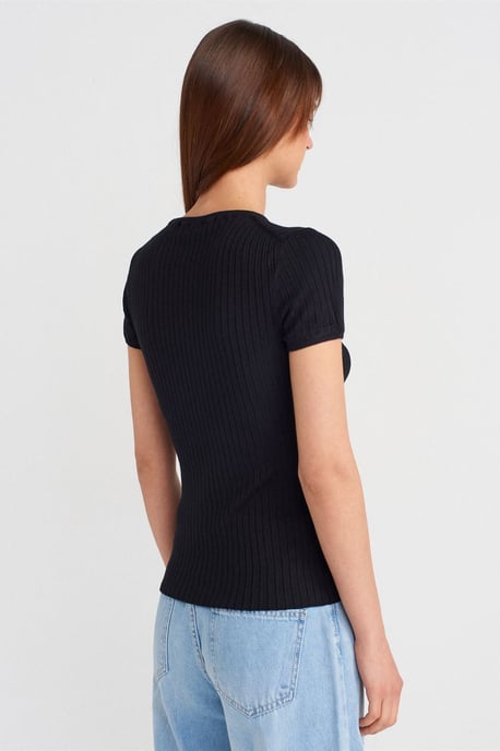 Ribbad kortärmad blus med knappar - Image 2