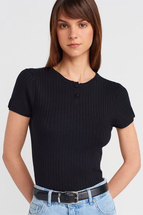 Ribbad kortärmad blus med knappar - Image 3