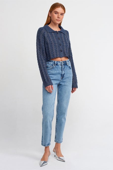 Crop Cable-Knit Button Cardigan - Image 3