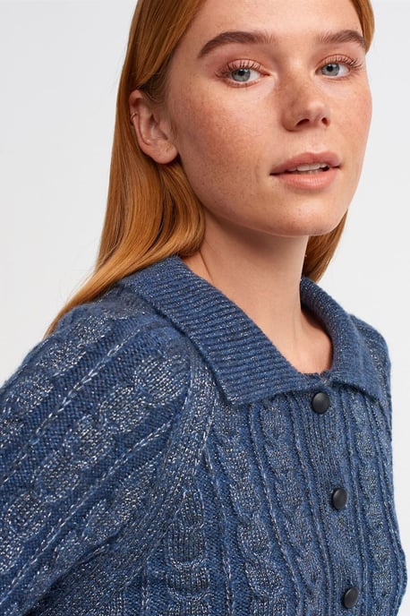 Crop Cable-Knit Button Cardigan - Image 4