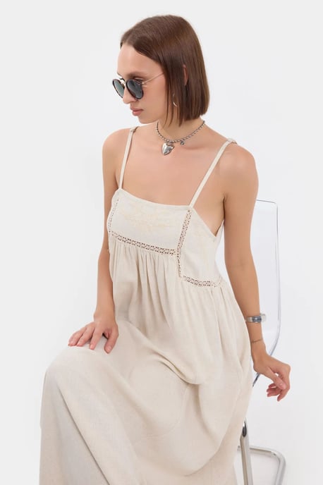 Flowers Embroidered Maxi Dress with Lace Detail - Image 2