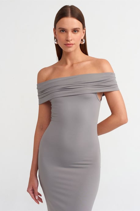 Off-Shoulder Bodycon Midiklänning - Image 3