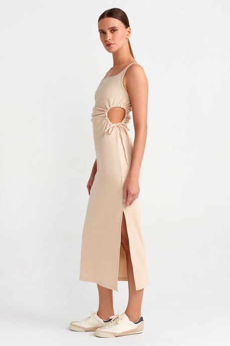Ärmless Bodycon Midi Klänning med Urtag - Image 3
