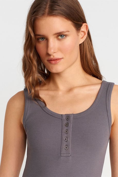 Geribbeld Midi Bodycon Jurk Met Knopen - Image 4