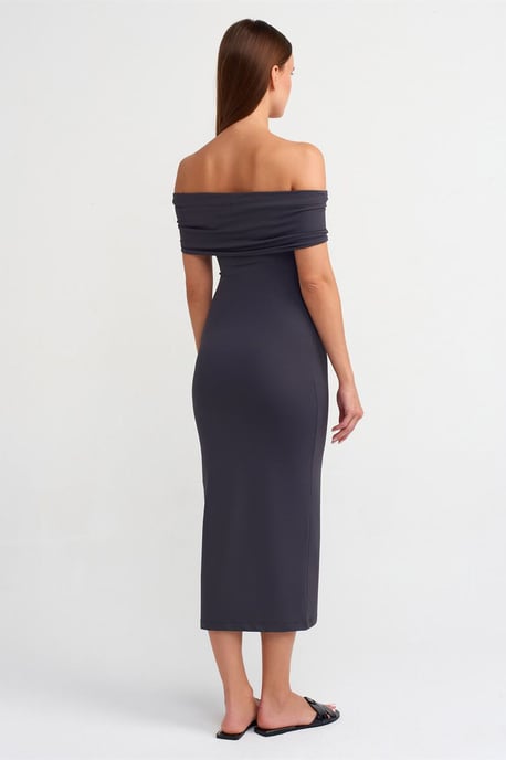 Off-Shoulder Bodycon Midiklänning - Image 2