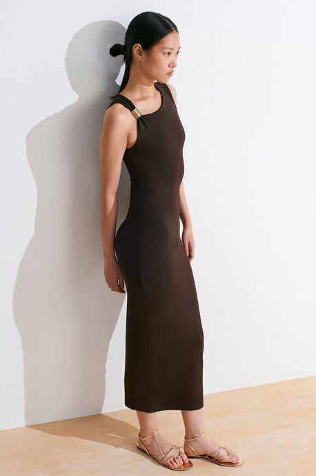 Sleeveless Bodycon Midi Dress With Accessory Detail - Image 1