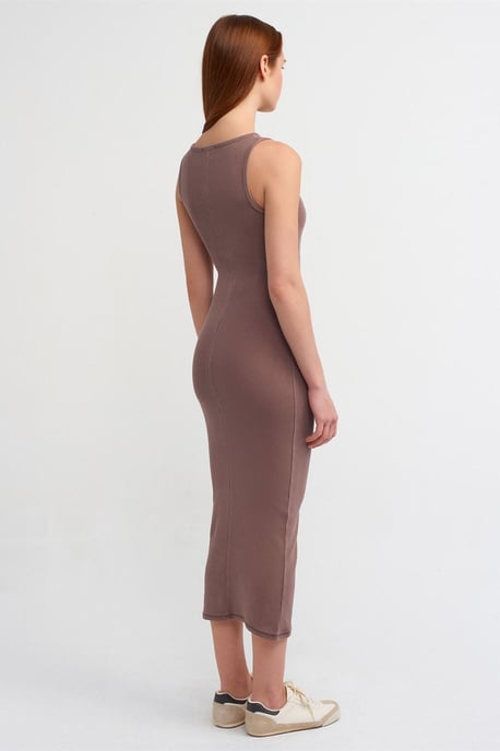 Mouwloze Bodycon Midi Jurk - Image 2